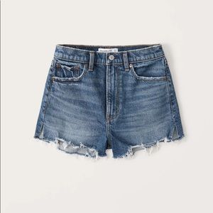 A+F High Rise Mom Shorts